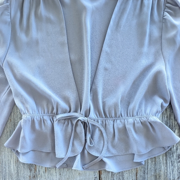 Aritzia Sunday Best Front Tie Blouse Lilac Grey Women's XS - Picture 3 of 6